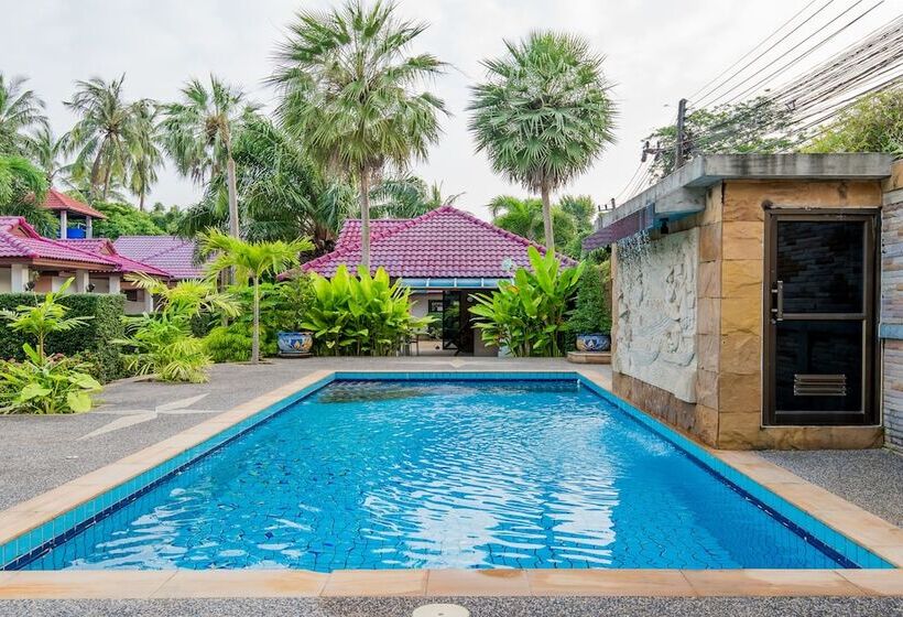 Hotel Tananza Resort And Homestay Phuket