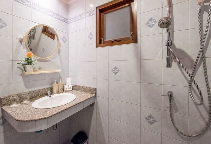 Hotel Tananza Resort And Homestay Phuket