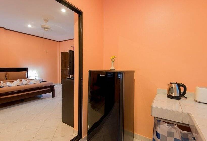 Hotel Tananza Resort And Homestay Phuket