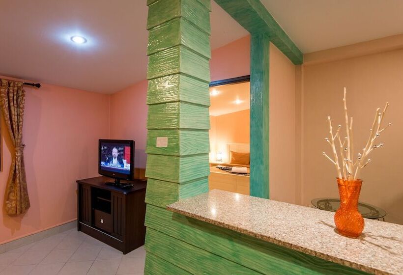 Hotel Tananza Resort And Homestay Phuket