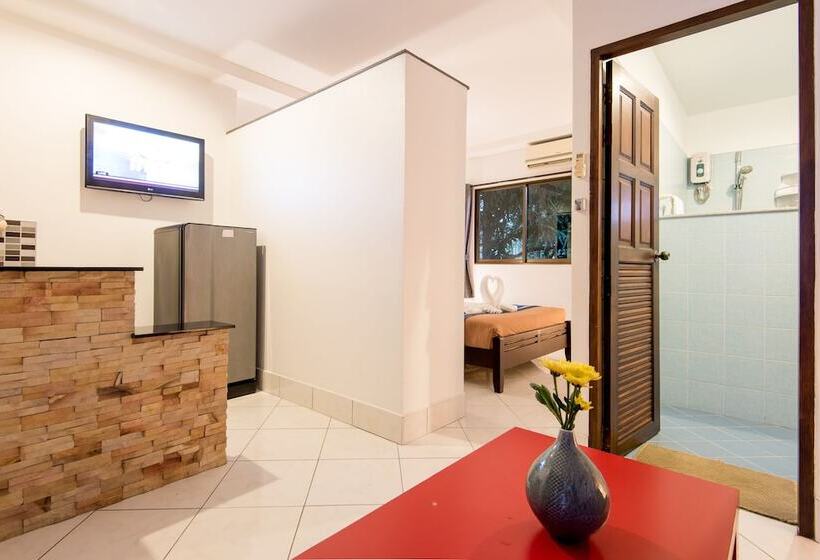 Hotel Tananza Resort And Homestay Phuket