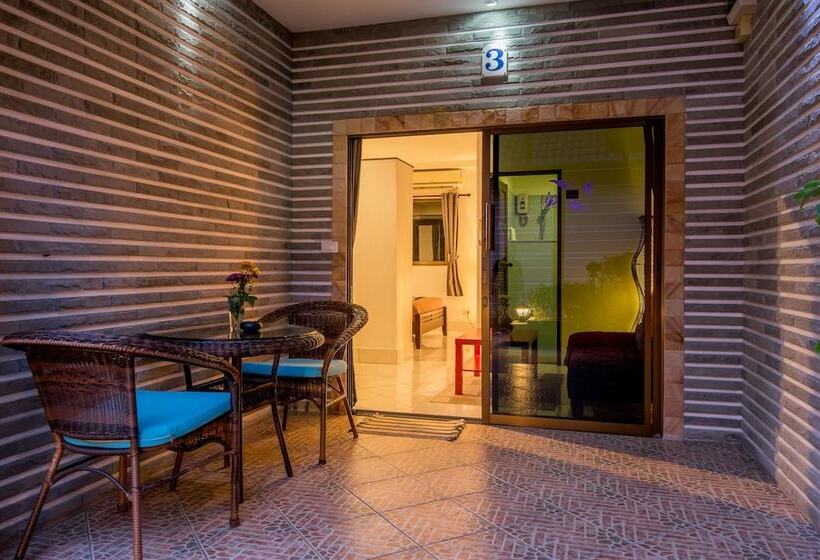 Hotel Tananza Resort And Homestay Phuket