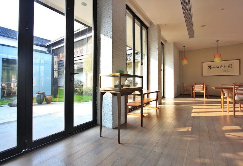 Отель Taoism Seclusion Life