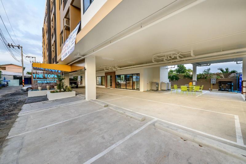 هتل The Topaz Residence Phuket Town