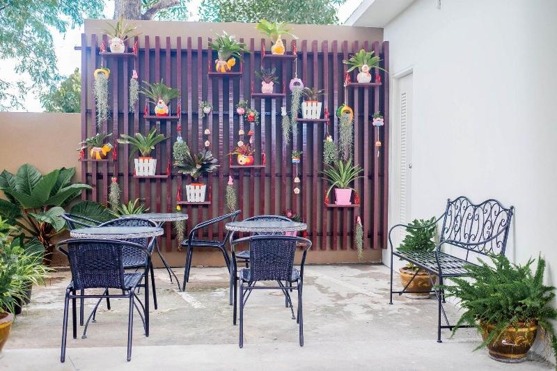 هتل The Topaz Residence Phuket Town