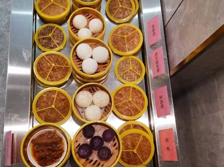 هتل Xian Katie Eastman