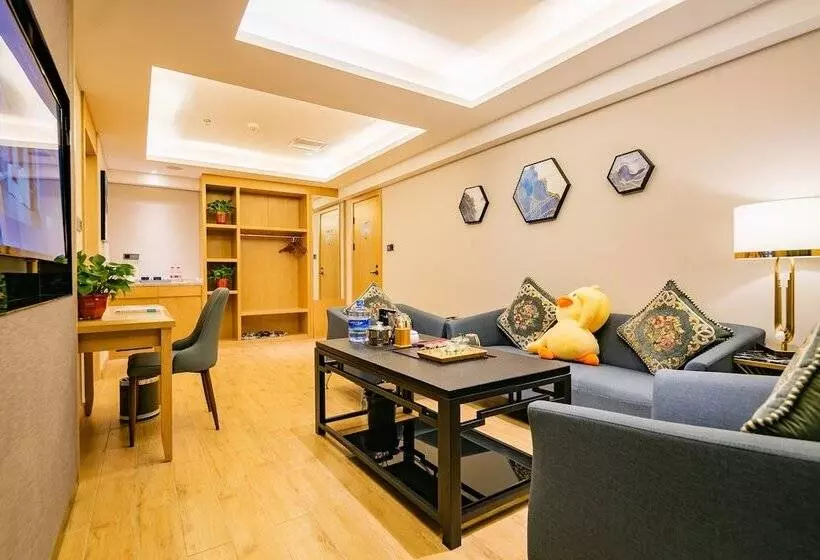 هتل Xian Katie Eastman