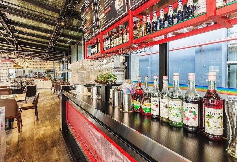 The Borrman Hotel Kunming Kmg