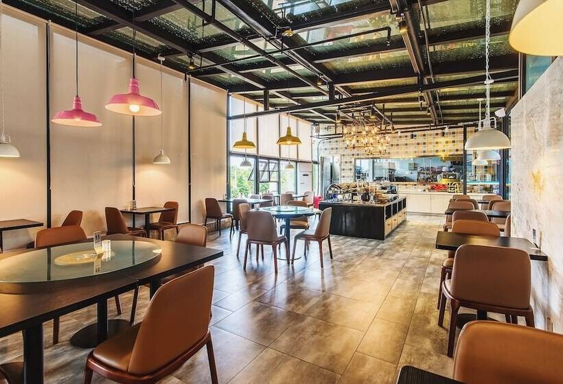 The Borrman Hotel Kunming Kmg