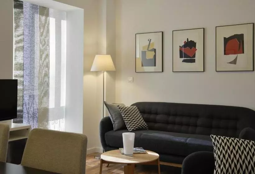 هتل Alhambra Slowhomes