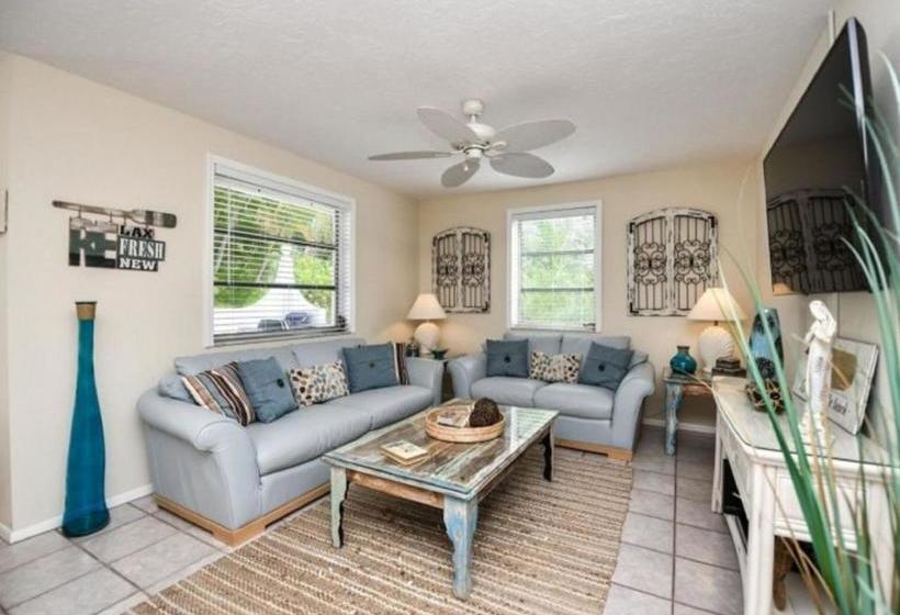 فندق Bianco Sands By Beachside Management