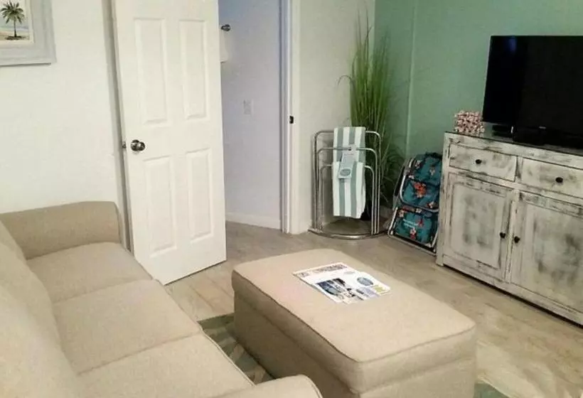 Hotelli Bianco Sands By Beachside Management