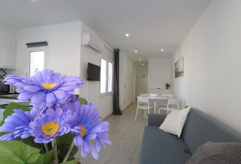 Отель Blue Sea Holiday Rentals