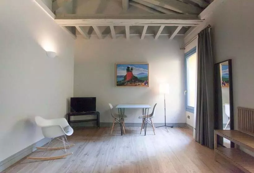 Hotelli Blue Windows House