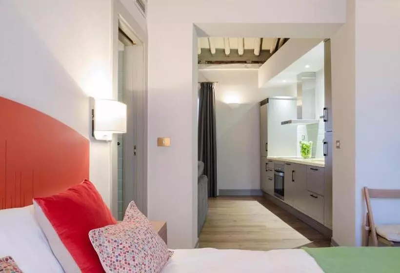 Hotelli Blue Windows House