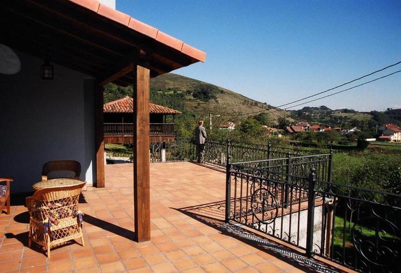 בית מלון כפרי Casa De Aldea La Pumariega