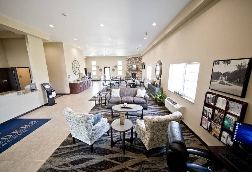 Отель Cobblestone Inn & Suites  Clarinda