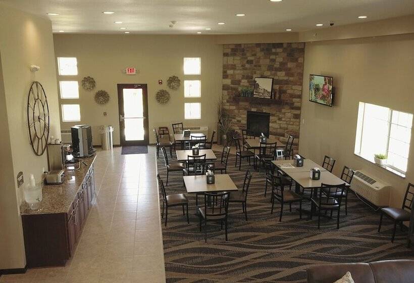 Отель Cobblestone Inn & Suites  Clarinda