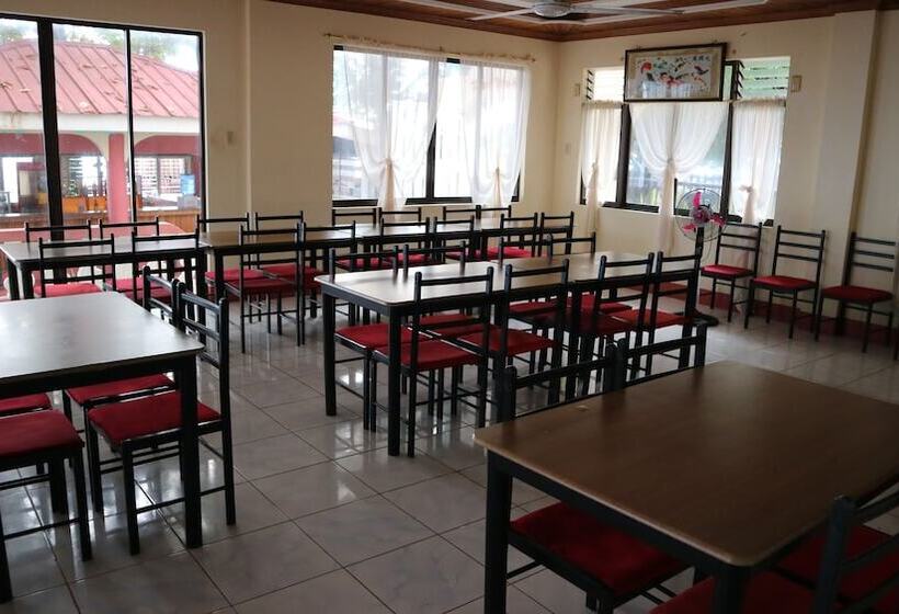 هتل Coral Dive Resort