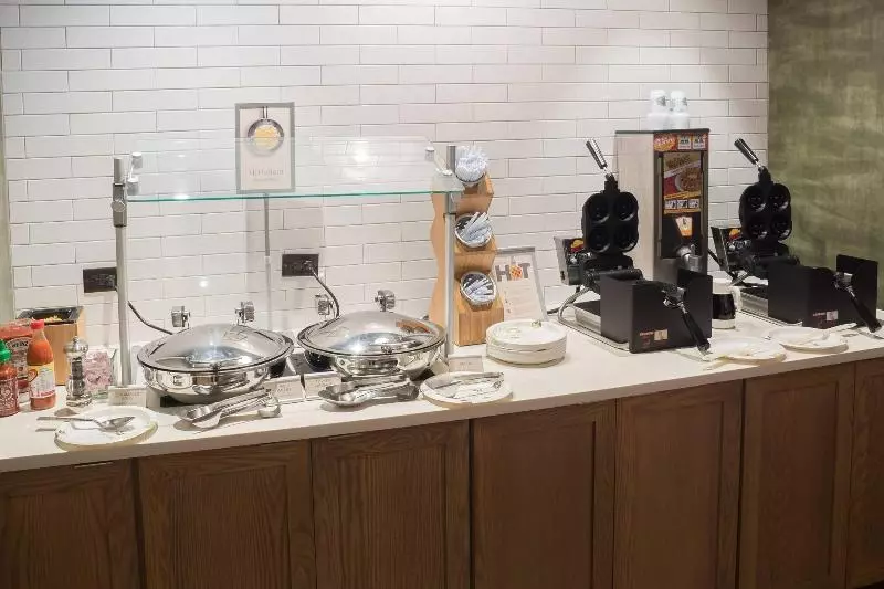 هتل Fairfield Inn & Suites By Marriott Melbourne Viera Town Center