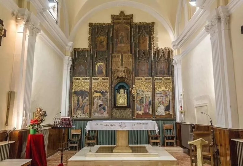 هتل Hospederia Seminario Conciliar De San Julián