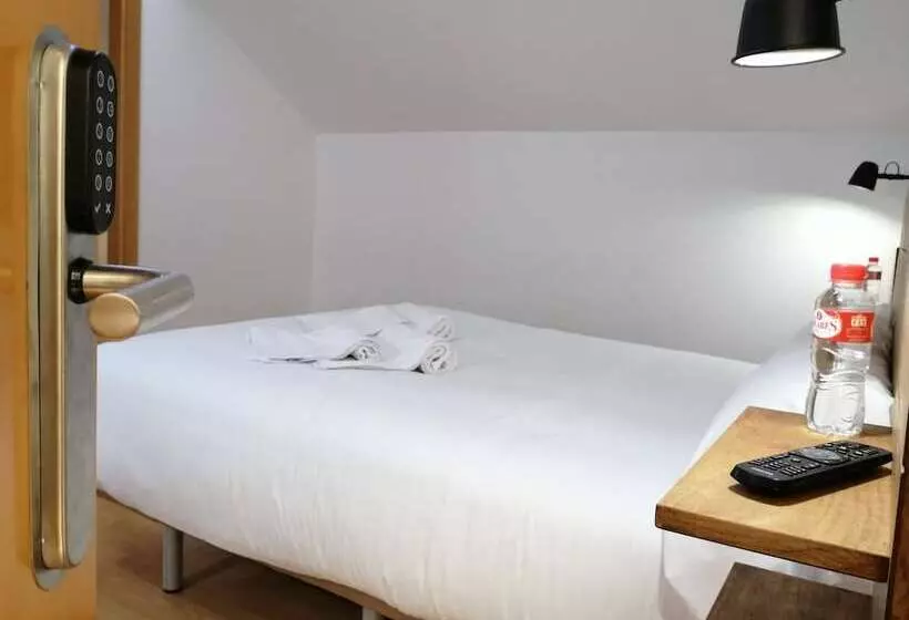 هتل Hostal Cuéntame Evolución Auto Check In
