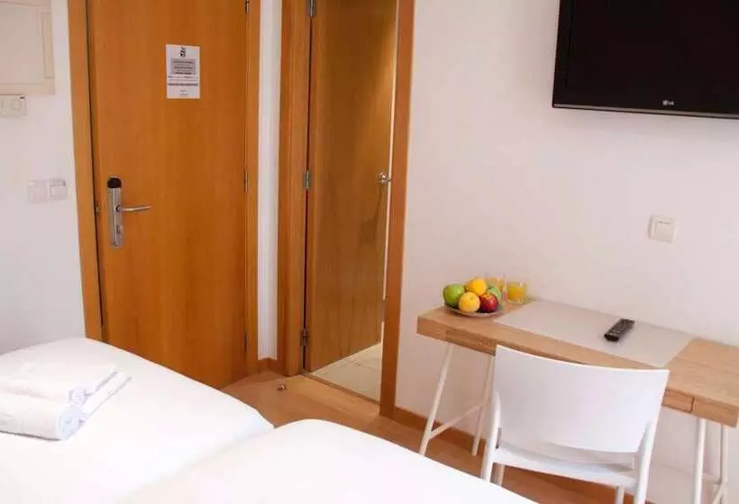هتل Hostal Cuéntame Evolución Auto Check In
