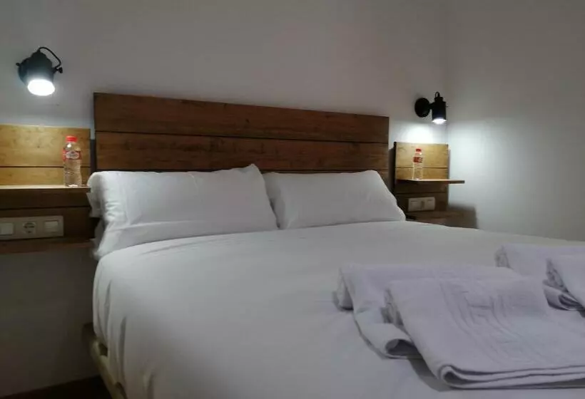 هتل Hostal Cuéntame Evolución Auto Check In