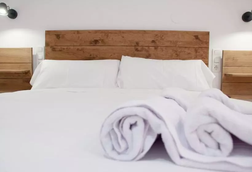 هتل Hostal Cuéntame Evolución Auto Check In