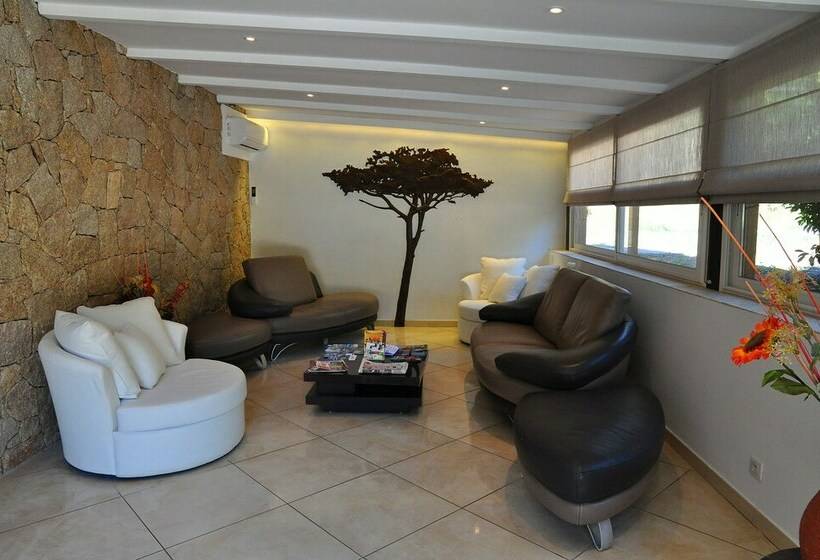 فندق Hôtel Ruesco