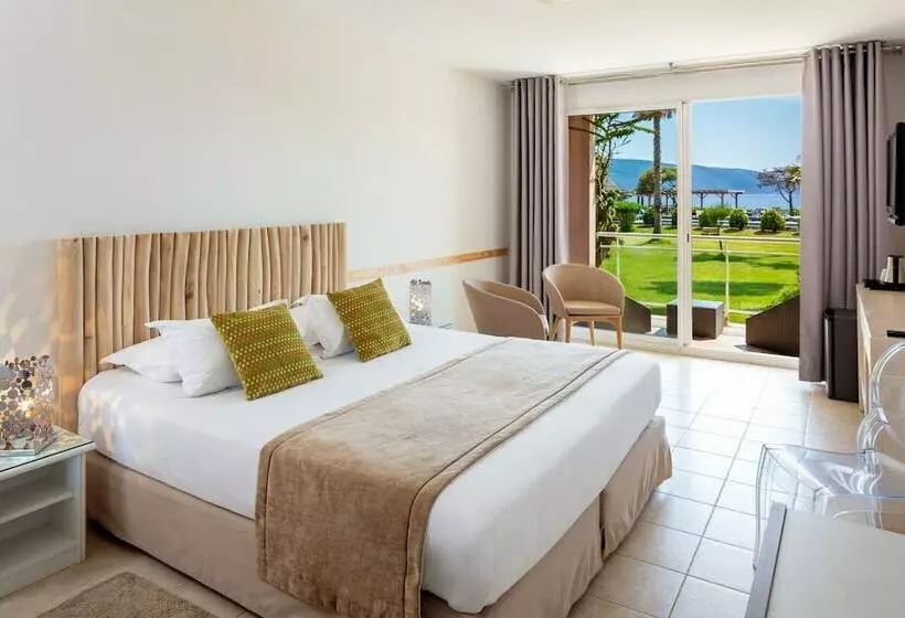ホテル Hôtel Ruesco