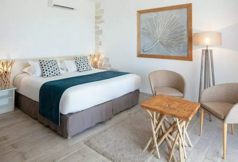 ホテル Hôtel Ruesco