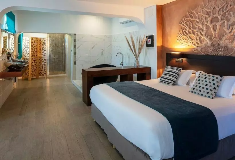 ホテル Hôtel Ruesco
