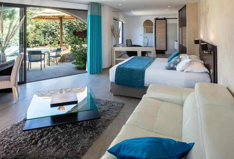ホテル Hôtel Ruesco