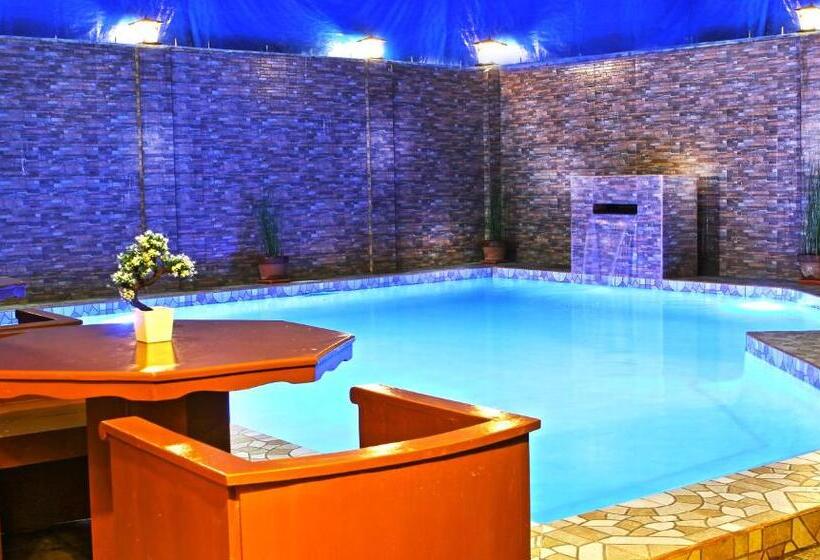 בית מלון כפרי Laciaville Resort And