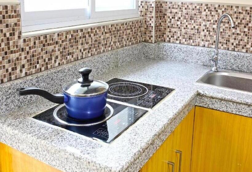 בית מלון כפרי Laciaville Resort And