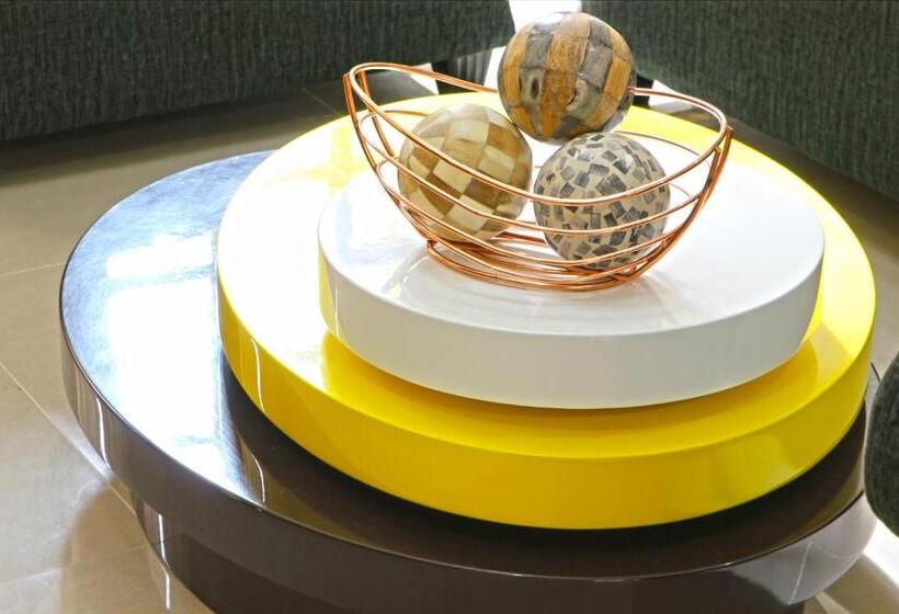 בית מלון כפרי Laciaville Resort And