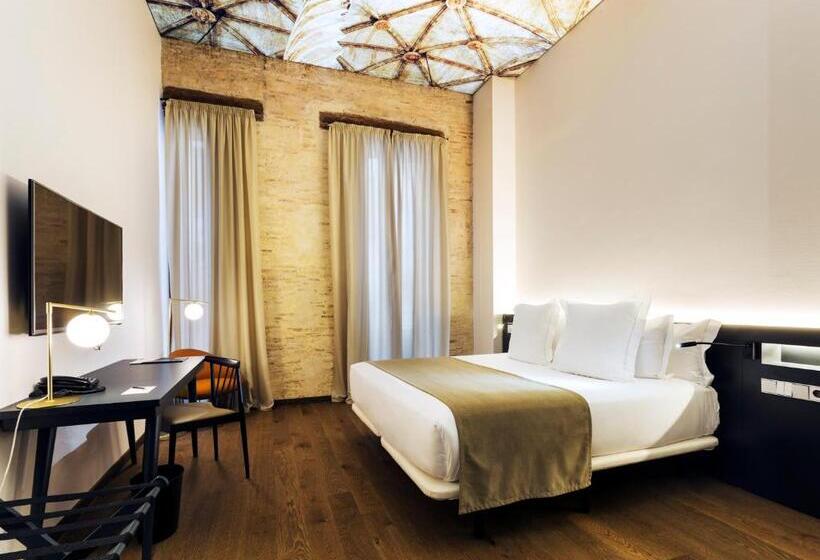 هتل One Shot Mercat 09