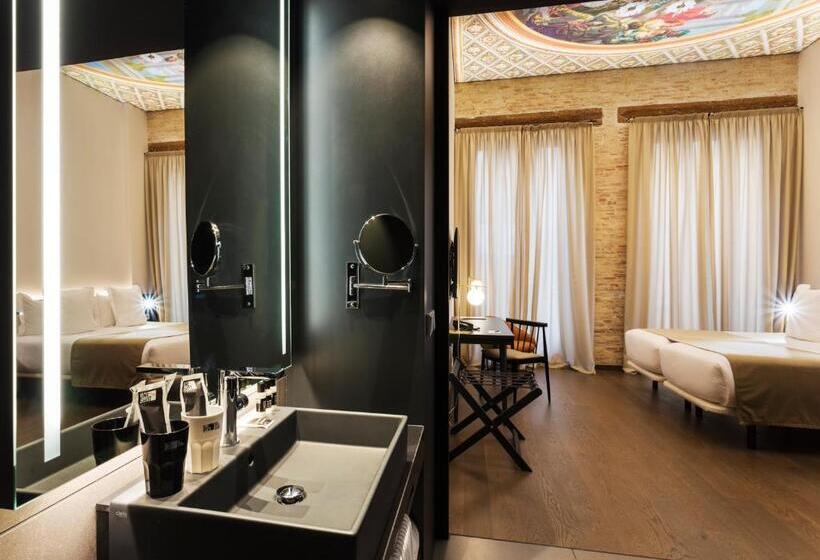 هتل One Shot Mercat 09