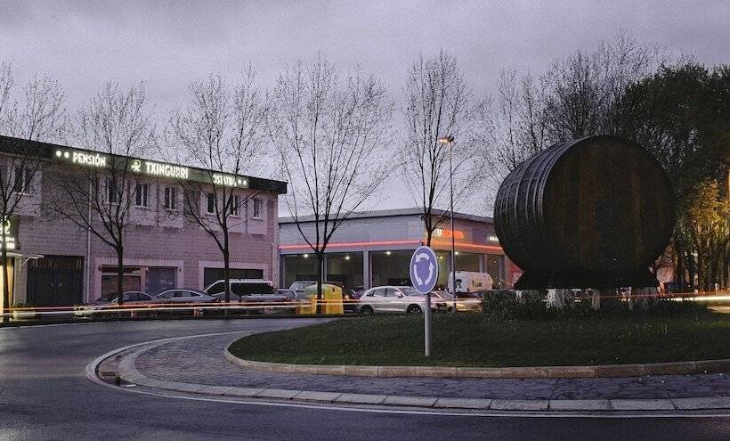 فندق Pension Txingurri