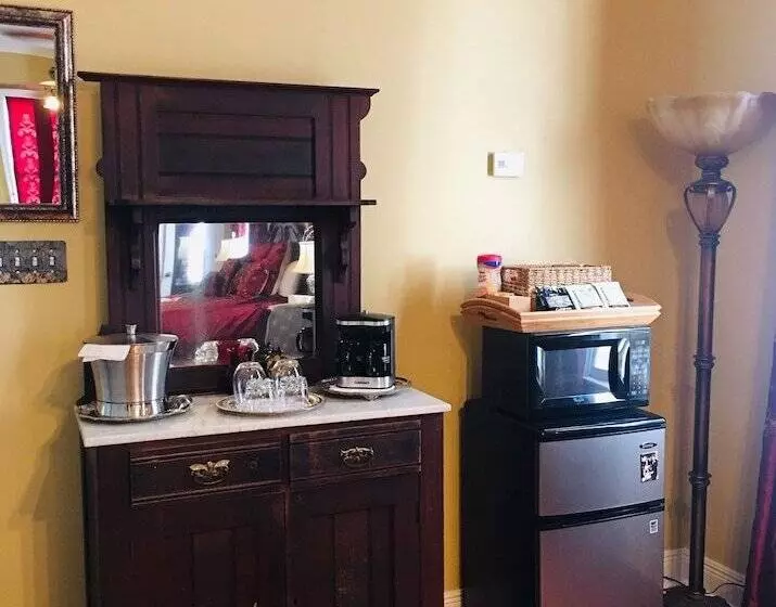 Hotelli Rising Sun Bed & Breakfast