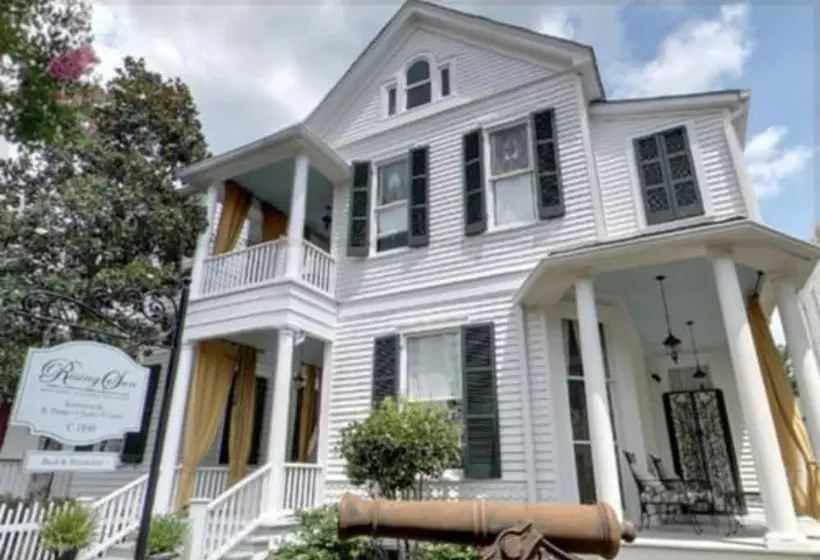 Hotelli Rising Sun Bed & Breakfast