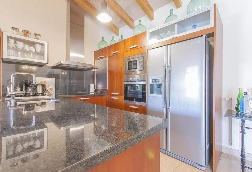 Hotelli Sa Bona Casa