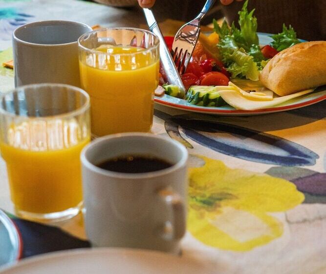 酒店 Saariselkä Inn Majatalo Panimo