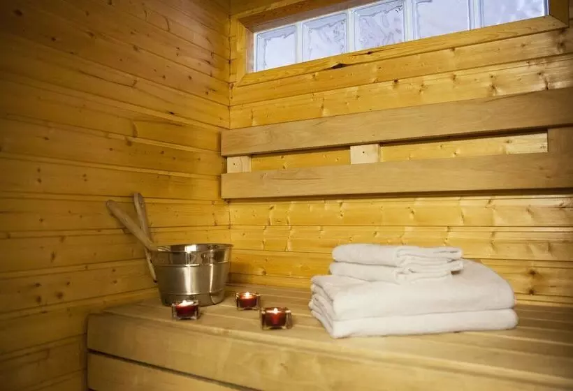 ホテル Saariselkä Inn Majatalo Panimo