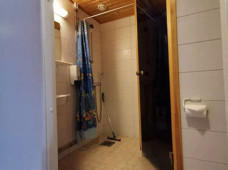 ホテル Saariselkä Inn Majatalo Panimo