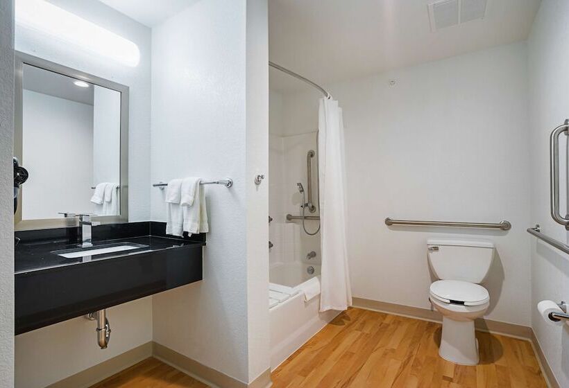 فندق Studio 6buda, Tx