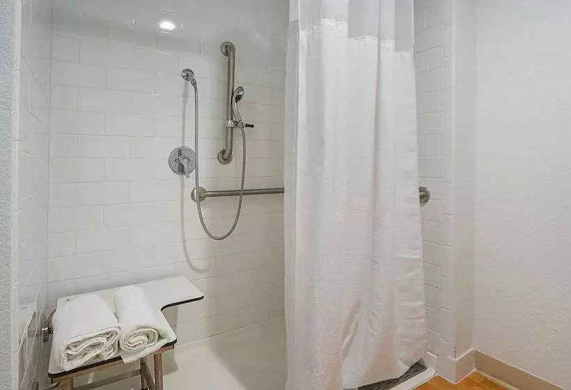 Hotelli Studio 6buda, Tx