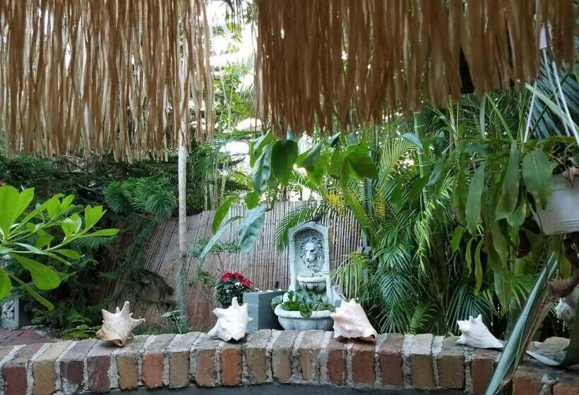 호텔 Suite Dreams Inn By The Beach