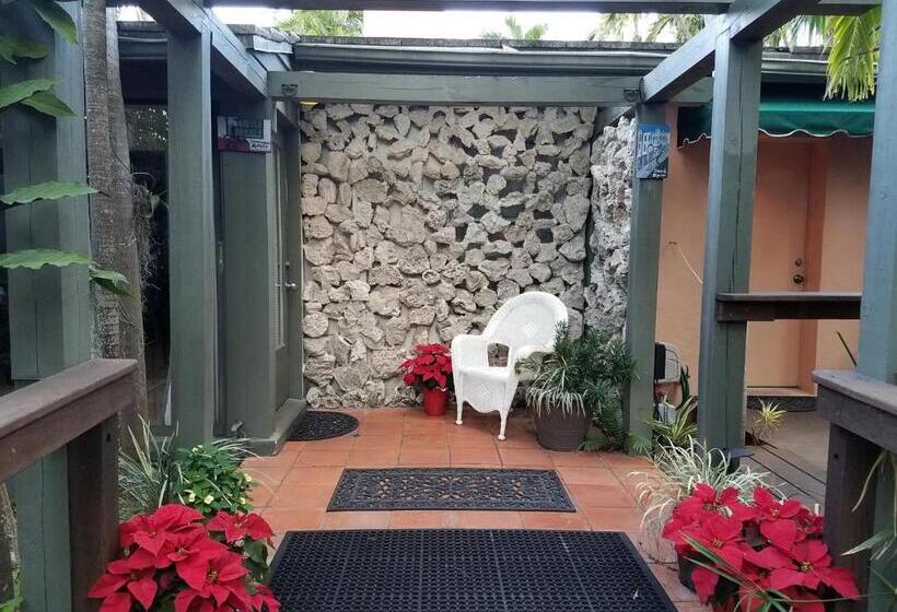 호텔 Suite Dreams Inn By The Beach